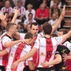 Sovia, biało-czerwoni