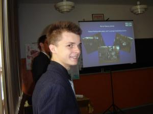 Licealiści zaprezentowali swoim młodszym kolegom m.in. interesującą prezentację multimedialną