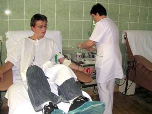 Ziemowit Gardynik oddaje krew